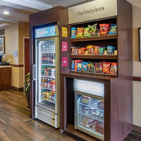 Comfort Suites Near Six Flags Magic Mountain Stevenson Ranch Buitenkant foto