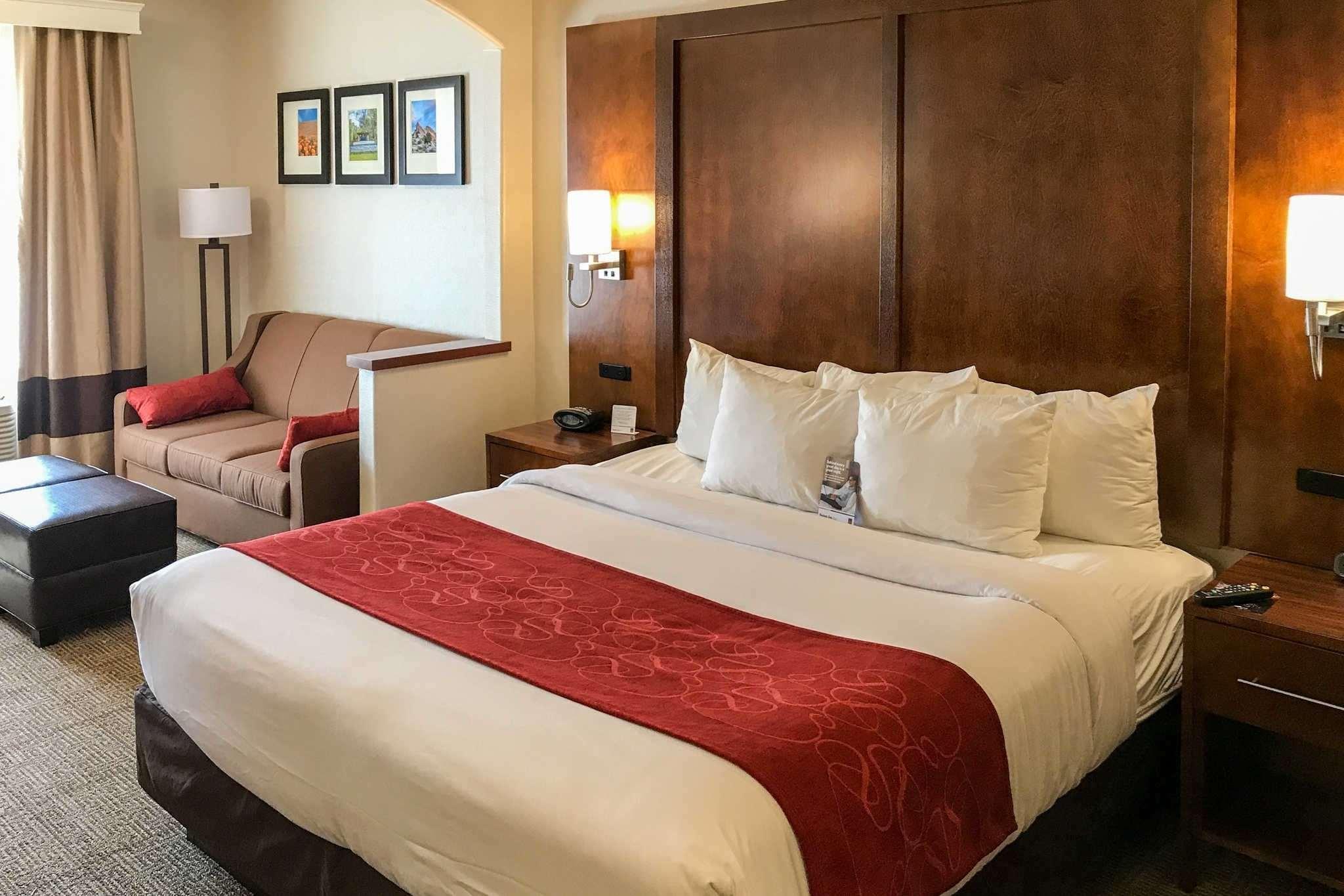 Comfort Suites Near Six Flags Magic Mountain Stevenson Ranch Buitenkant foto