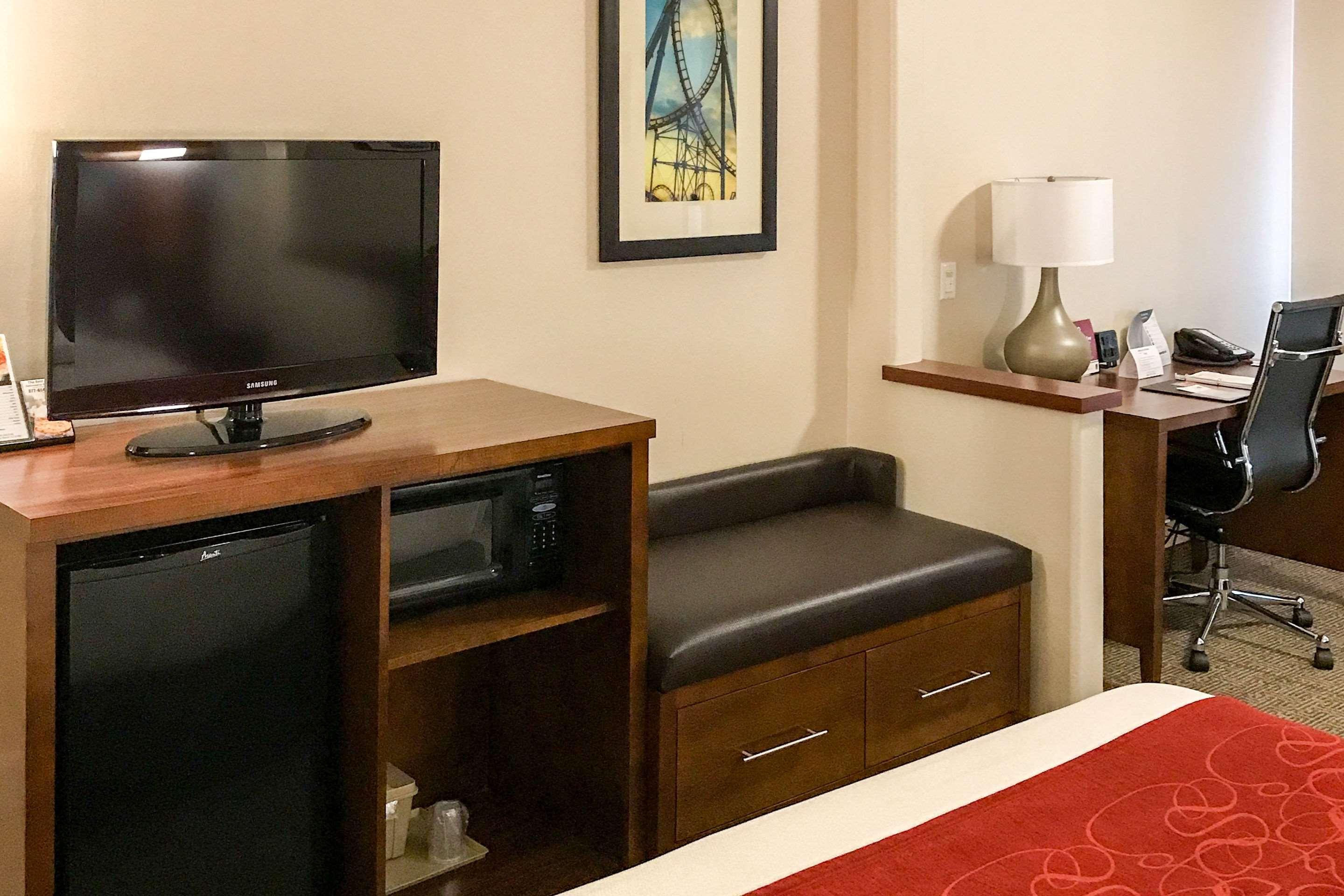 Comfort Suites Near Six Flags Magic Mountain Stevenson Ranch Buitenkant foto