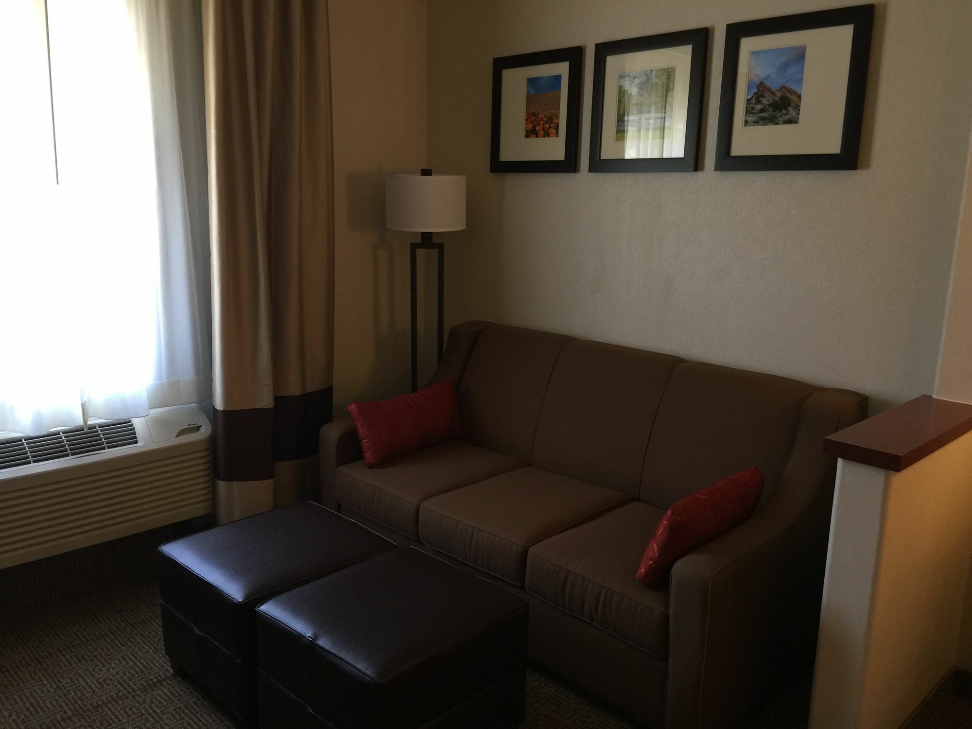 Comfort Suites Near Six Flags Magic Mountain Stevenson Ranch Buitenkant foto